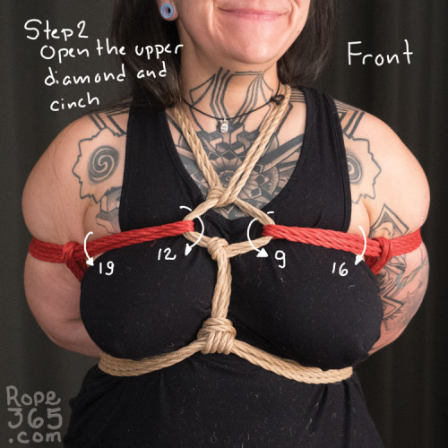 Open Diamond Box Tie